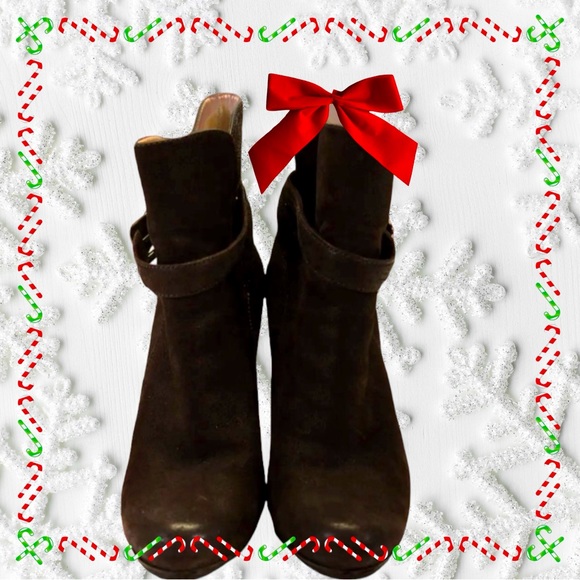 Authentic Prada Sz37 Brown Textured Leather Heeled Boots - Picture 1 of 5